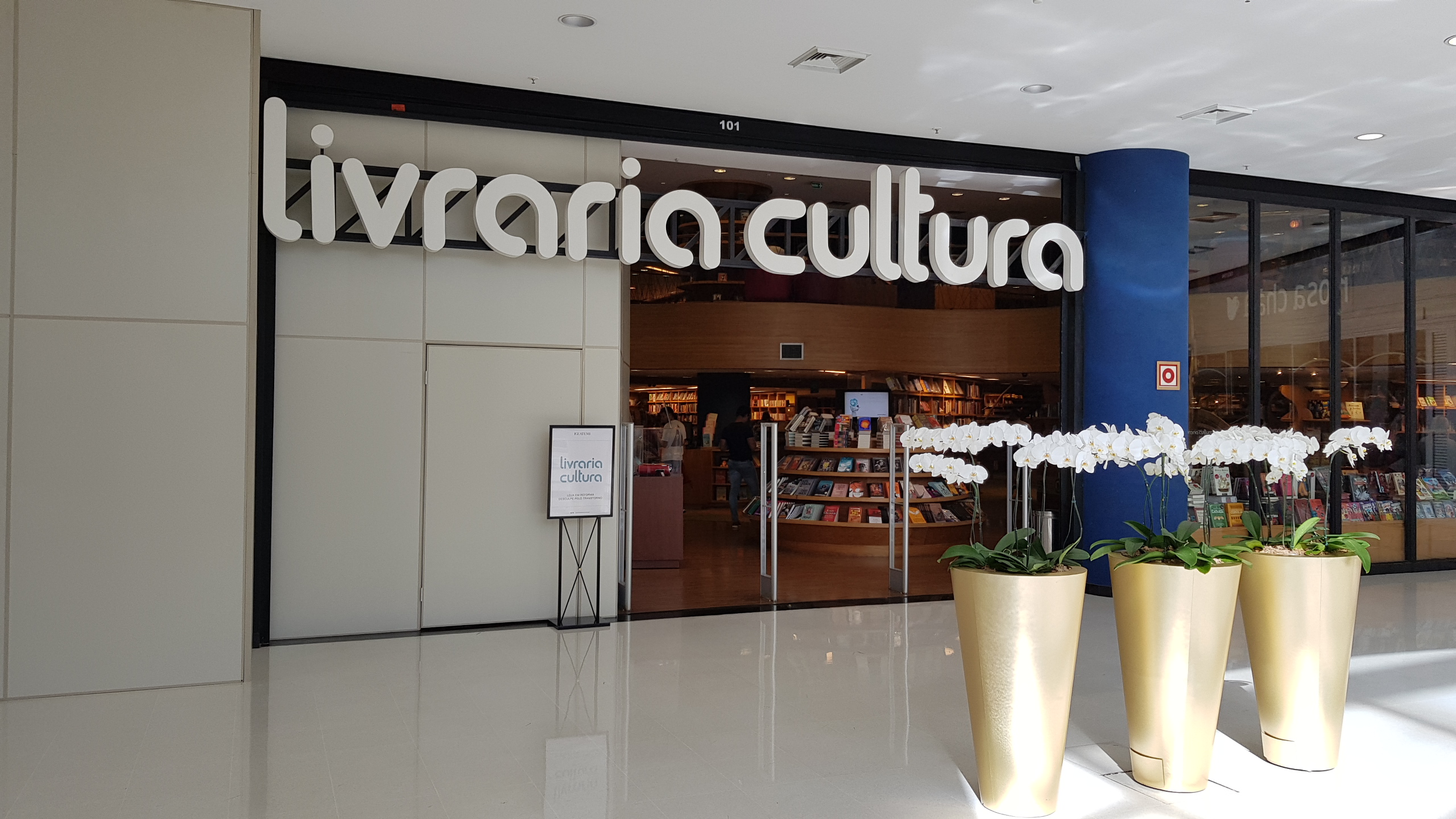 Imagem associada à publicação: Livro, um péssimo negócio!
