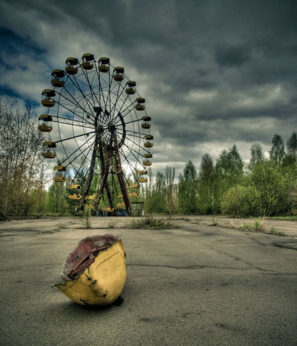 c4e91_Chernobyl-Today-A-Creepy-Story-told-in-Pictures-funfair