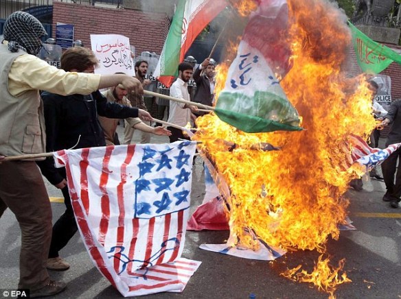 ira embaixada baneiras