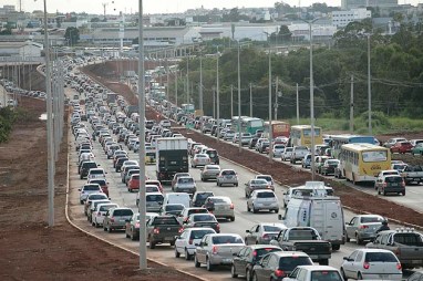 Engarrafamento EPTG/SIA